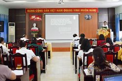 Bồi dưỡng nghiệp vụ công tác bảo vệ nền tảng tư tưởng của Đảng