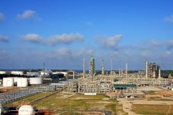 Petrovietnam ngược dòng thị trường, hiện thực khát vọng tăng trưởng