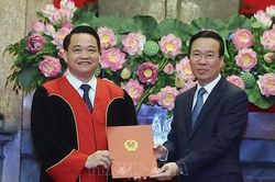 Chủ tịch nước trao Quyết định bổ nhiệm Thẩm phán Tòa án Nhân dân tối cao