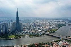 Để đạt mục tiêu, TP.HCM cần tăng trưởng hai con số trong quý III