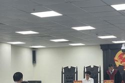 Xét xử lộ đề thi THPT: Hai cựu giáo viên lãnh án nhẹ nhàng