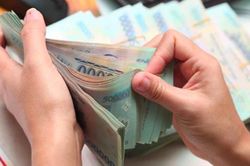 Nhiều ngân hàng cam kết giảm lãi suất thêm 1,5-2%