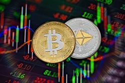 Bitcoin hợp nhất trên 31.000 USD, Ethereum vượt mốc 1.900 USD