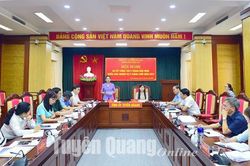 Chủ động đấu tranh, phản bác các quan điểm sai trái, thù địch