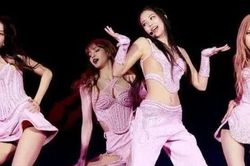 'Đu' theo BlackPink, có sai không?