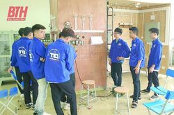 Gỡ khó về việc làm cho người lao động