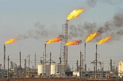 Ngày 15/7: Giá gas tăng, dầu thô giảm hơn 2% vì áp lực chốt lời