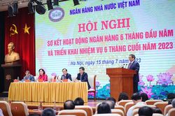 Mối quan hệ 'cộng sinh', 'nhân quả' giữa ngân hàng và doanh nghiệp