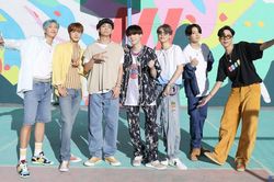 Ca khúc 'Dynamite' của BTS: 'Con ngựa thành Troy' đưa Kpop tới phương Tây