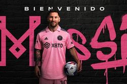 Leo Messi ra mắt Inter Miami trong trang phục màu hồng