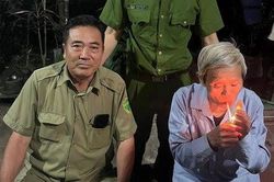 Cụ ông bị lạc gần 100km được Công an đưa về tận nhà