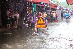 Bão số 1 có thể gây mưa rất lớn kéo dài, ngập lụt đô thị ở Bắc Bộ