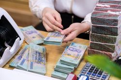 Các ngân hàng cũng muốn giảm thuế VAT để giảm thêm lãi suất