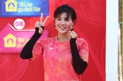 Diễn viên Thanh Hương: 'Tôi nợ các con một lời xin lỗi'