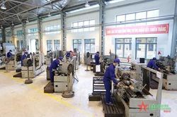 Bám sát nhiệm vụ, thi đua thiết thực