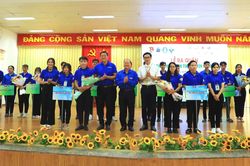 Trường ĐH Trà Vinh ra quân Chiến dịch Thanh niên tình nguyện hè