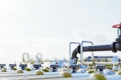 Nếu mùa đông ôn hòa, giá khí đốt tự nhiên châu Âu có thể giảm một nửa