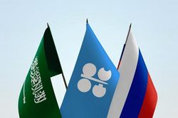 Nga sắp soán ngôi nhà sản xuất dầu lớn nhất OPEC+ của Ảrập Xêút