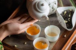 Trà hết hạn sử dụng có uống được không?