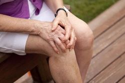 Thoái hóa khớp gối chữa thế nào để cải thiện cơn đau?