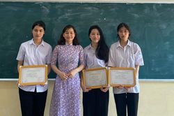 Bí quyết đạt điểm 10 tuyệt đối duy nhất môn Ngữ văn của nữ sinh Nam Định