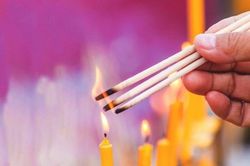 Văn khấn mùng 1 tháng 6 âm lịch theo truyền thống