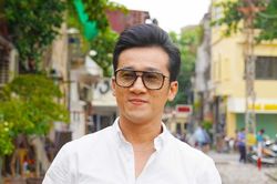Ca sĩ Quang Hào - GĐ Nhà hát Trưng Vương: 'Nghệ thuật không được rẻ'
