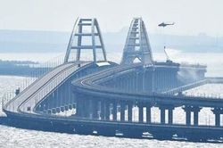 Nga dọa đáp trả vụ 'tấn công khủng bố' cầu Crimea