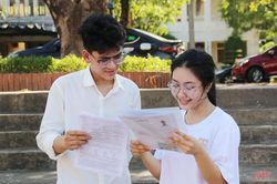 Lộ diện 8 thủ khoa các khối xét tuyển đại học của Hà Tĩnh