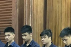 Vì tiếng nẹt pô, 4 anh em ruột cùng nhau vào tù học lại cách làm người