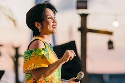 Khán giả đồng loạt phản ứng khi thấy Mỹ Linh đưa micro nhờ hát: Đẳng cấp diva!