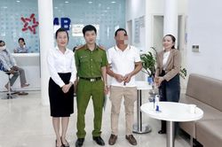 Chuyển nhầm gần 200 triệu đồng cho... người đang bị tạm giam