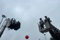 Những hình ảnh thiết bị kỹ thuật, phương tiện chữa cháy, cứu nạn thông minh
