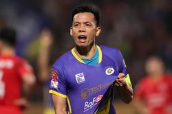 Cuộc đua vô địch V-League 2023: Công an Hà Nội coi chừng Văn Quyết và Hà Nội FC