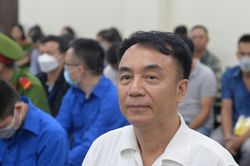 Cựu cán bộ Tổng cục Quản lý thị trường hầu tòa vì cáo buộc nhận hối lộ