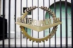 ADB hạ dự báo tăng trưởng của Việt Nam năm 2023 xuống còn 5,8%