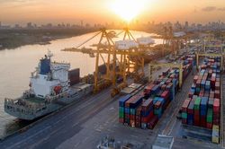 ADB hạ dự báo tăng trưởng của Việt Nam trong năm 2023