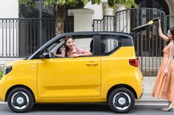 Wuling HongGuang MiniEV - xe điện nhỏ xinh dành cho phái đẹp