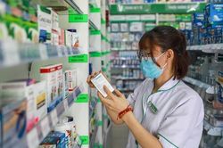 Giao Bộ Y tế soạn thảo danh mục mua sắm tập trung thuốc, vật tư y tế trong trường hợp cần thiết