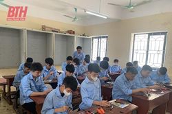 Phát triển thị trường lao động theo hướng hiện đại