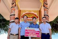 Công ty TNHH MTV Xổ số kiến thiết Quảng Trị: Chung tay chăm sóc nghĩa trang Liệt sỹ cấp xã