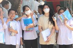 Loạt trường đại học công bố điểm sàn xét tuyển bằng điểm thi tốt nghiệp THPT