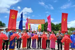 Khánh thành cầu mới ở Vĩnh Long giúp học sinh đến trường