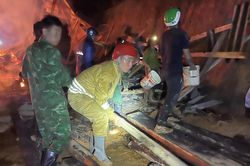 Cháy nhà lúc 3 giờ sáng, thiệt hại khoảng 900 triệu đồng