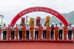 Chủ tịch nước Võ Văn Thưởng cùng Đoàn công tác dự Lễ khánh thành Cảng tàu khách Côn Đảo