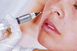 Tiêm Filler được mua trên mạng, chàng trai nhập viện cấp cứu khẩn