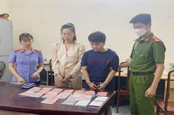 Bắt 2 nữ quái chuyên phân phối 'ma túy' tại Hà Tĩnh, Quảng Bình