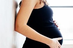 Phải cấp cứu sau khi nạo hút thai 22 tuần tại phòng khám tư