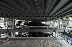 TP.HCM rà soát các khu đất trống xây bãi đỗ xe lắp ghép thông minh