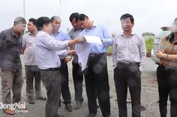 Phải khắc phục ngay các vị trí có nguy cơ sạt lở tại mỏ đất Bình Minh